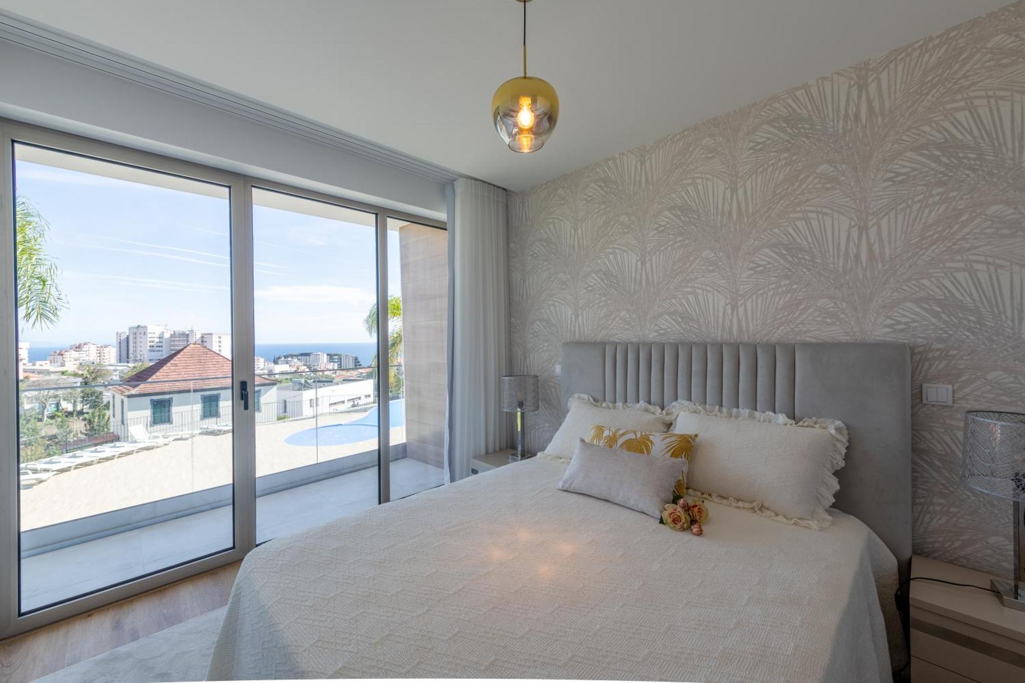 The Queen Apartment فونشال المظهر الخارجي الصورة