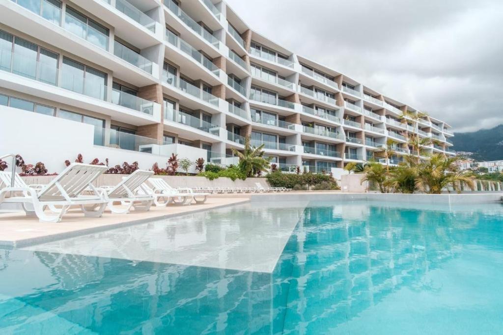 The Queen Apartment فونشال المظهر الخارجي الصورة